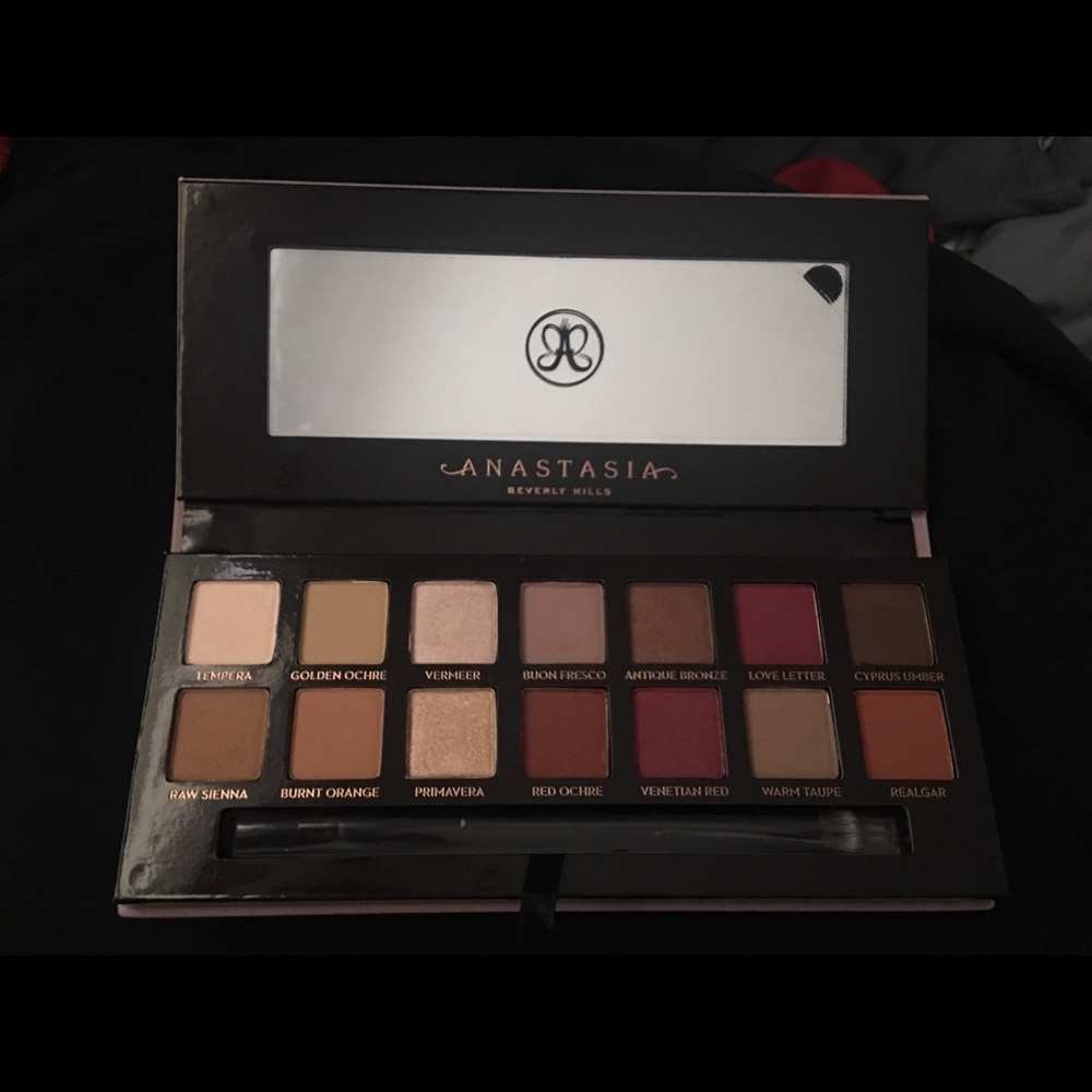 NIB Modern Renaissance ABH - Picture 5 of 6